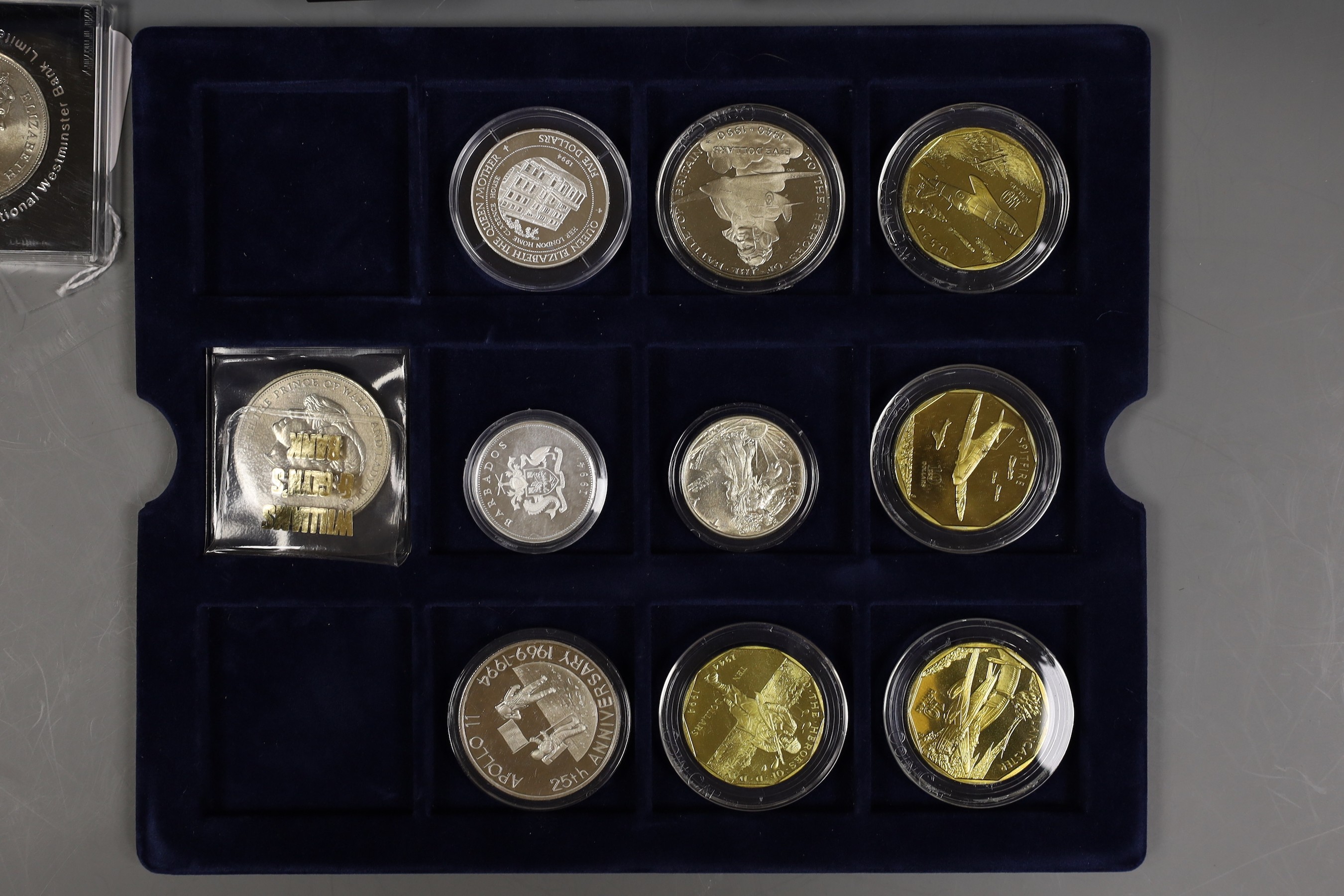 A group of silver and proof coins, to include Farewell to the £S.D. System, Royal Mint etc.